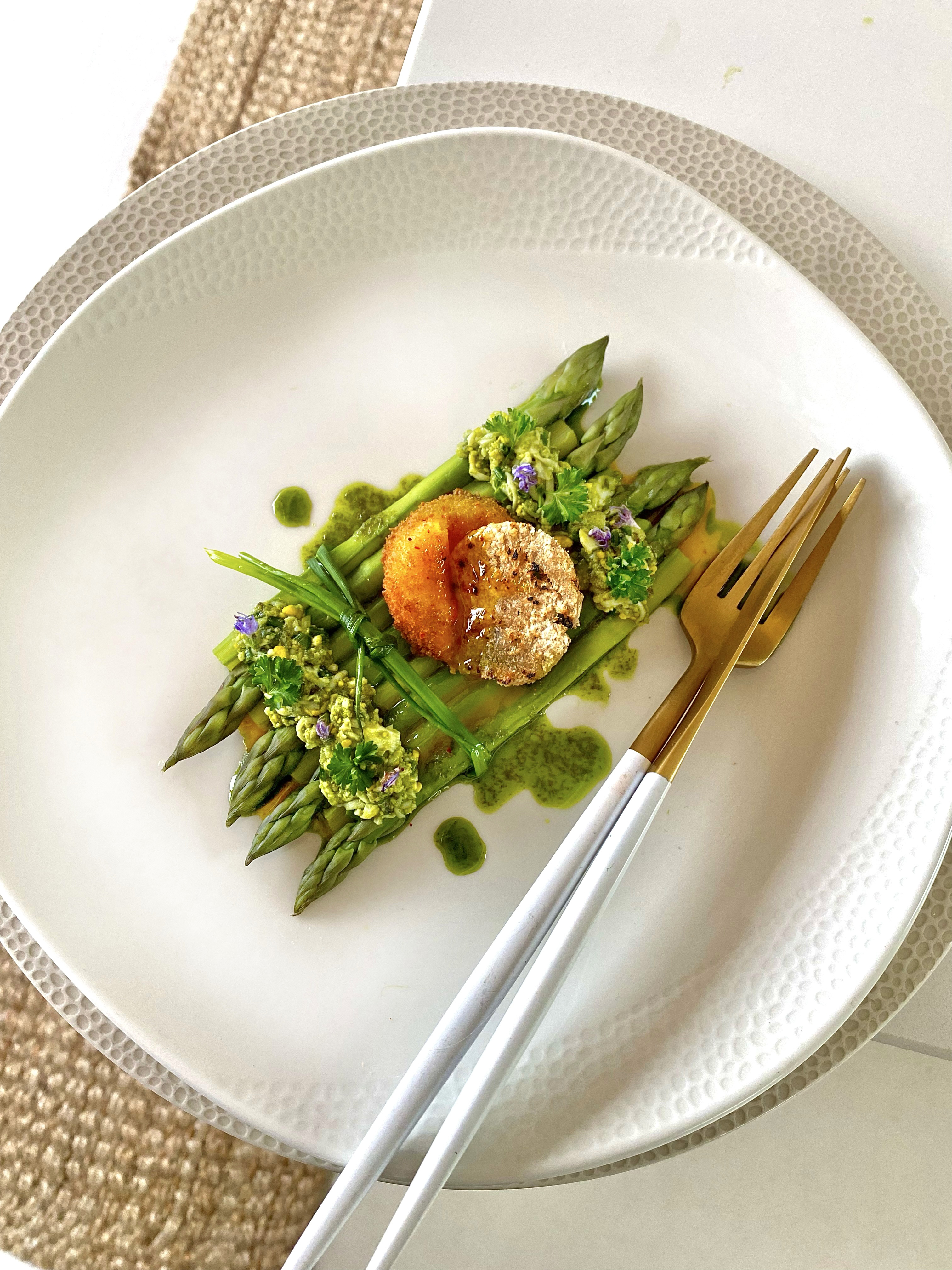 Asperges vertes, sauce gribiche